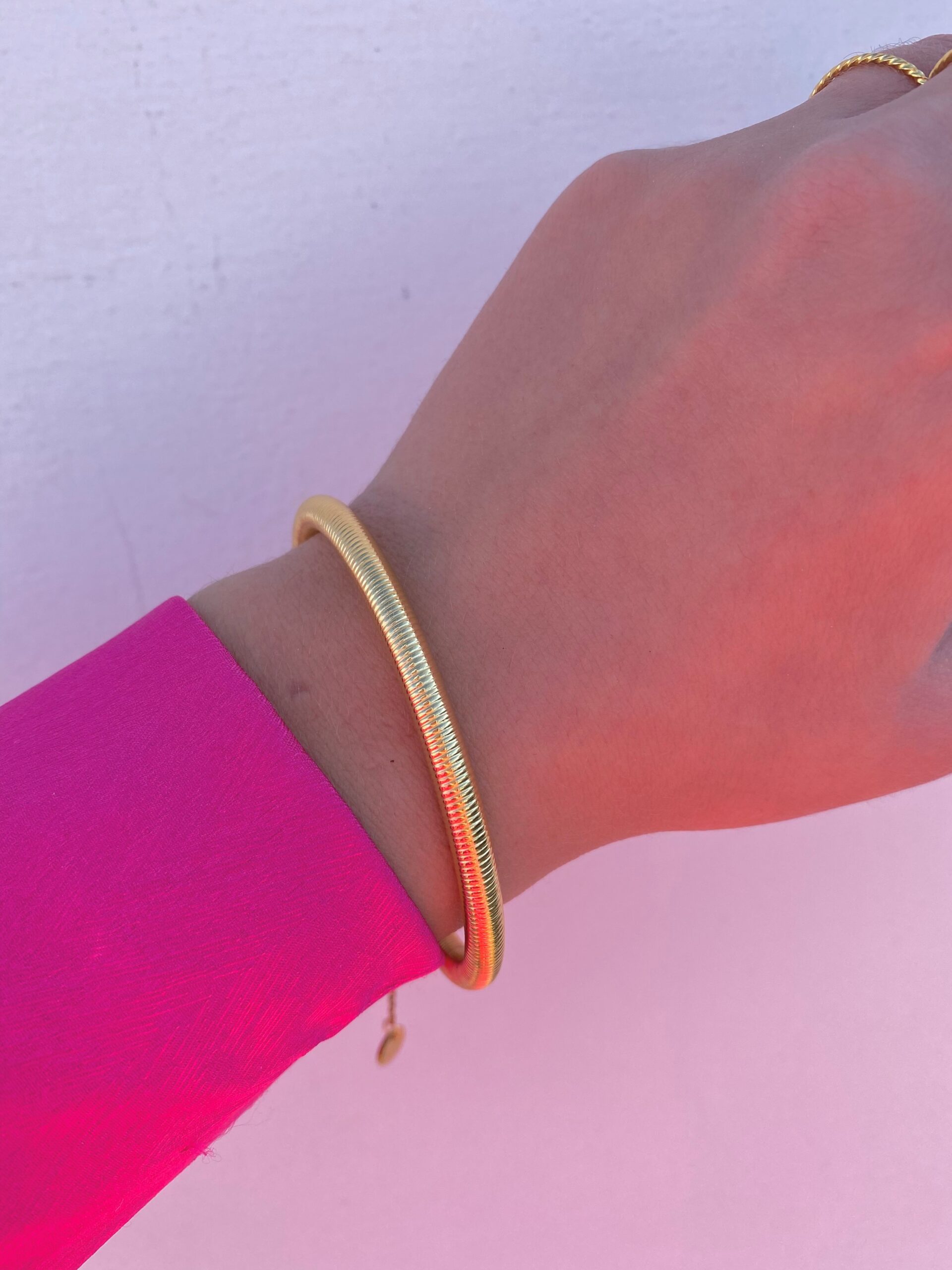 Bracciale rigido